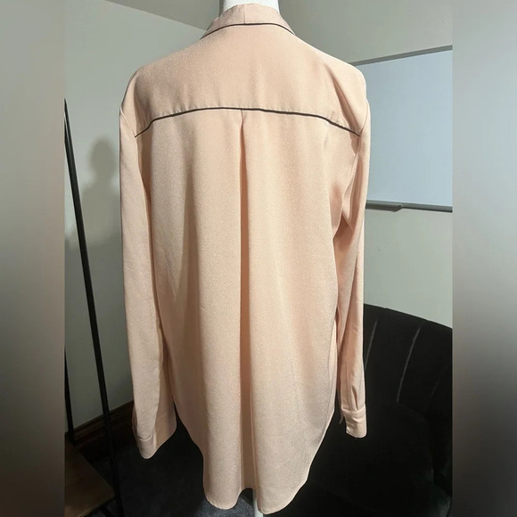 Calvin Klein Button Up Blouse l PTP 21.5 - Picture 2 of 8